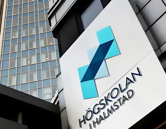 哈姆斯塔德大学